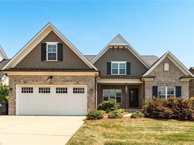 1637 Wisteria Dr, Winston Salem, NC, 27106