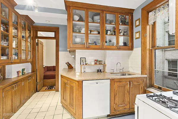 Sold by Corcoran | media 10