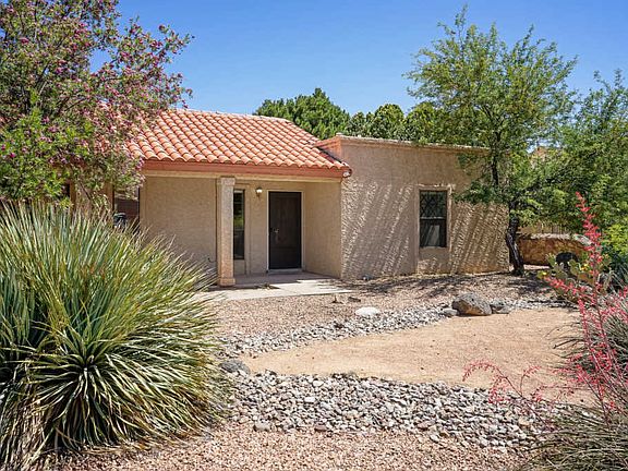 2nd image of 3064 Camino Real