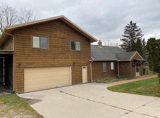 5631 River Rd, East China, MI 48054