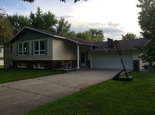 718 S Chandler Ave, Litchfield, MN 55355