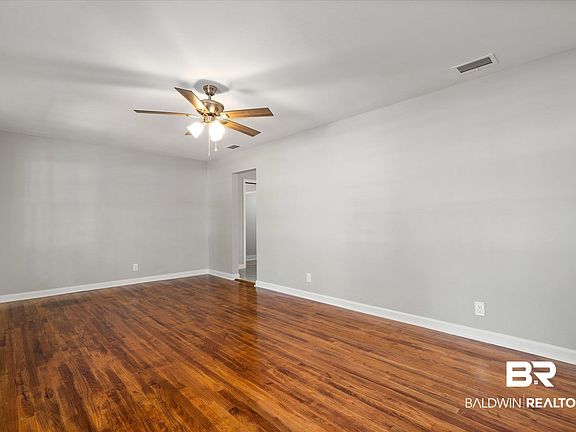 5th image of 5509 Topanga Dr