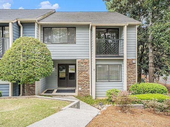 63 Prospect Place- End Unit in Townhome Community