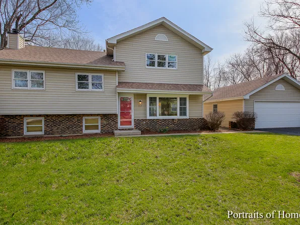 0N717 S Knollwood Dr, Wheaton, IL 60187