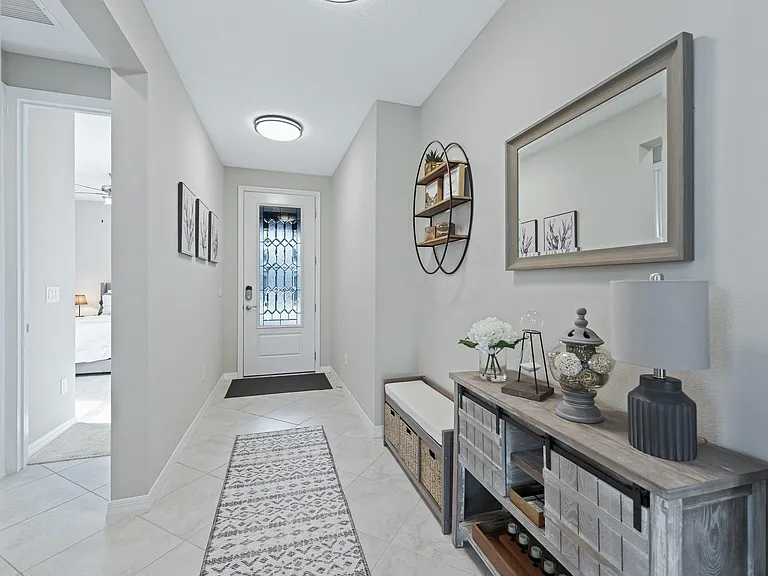 5635 NW 37th Lane Rd — Photo 5