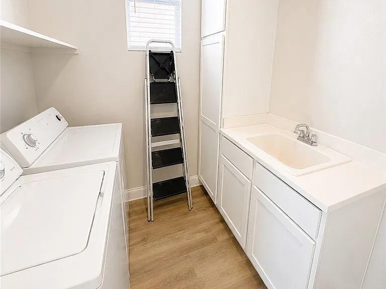 3957 Irvin Ave — Photo 10