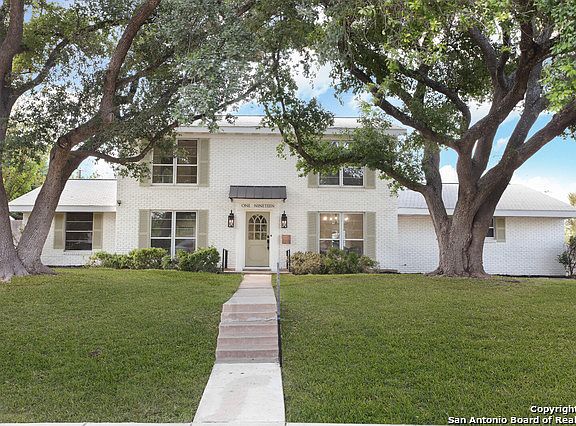 3rd image of 119 BARBARA DR