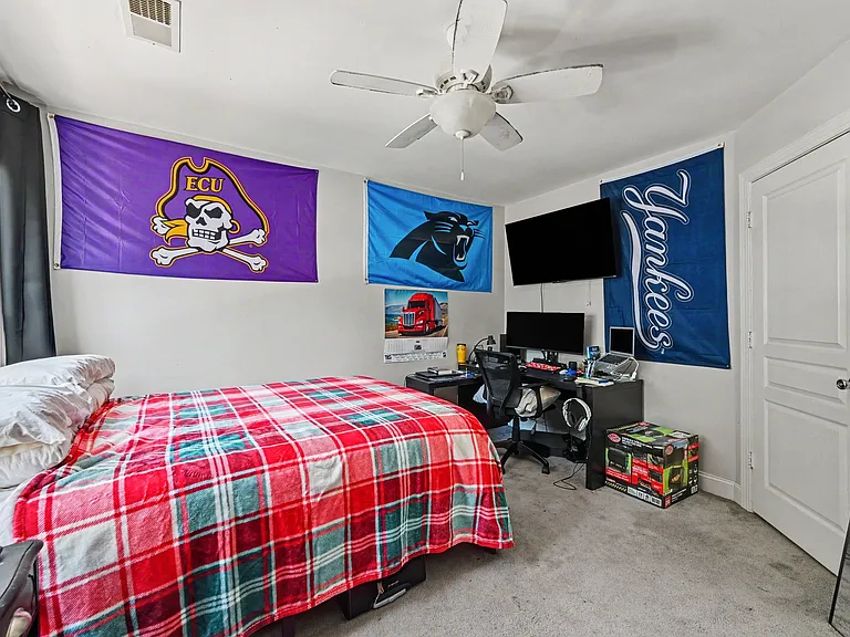 1027 Park West Dr — Photo 13