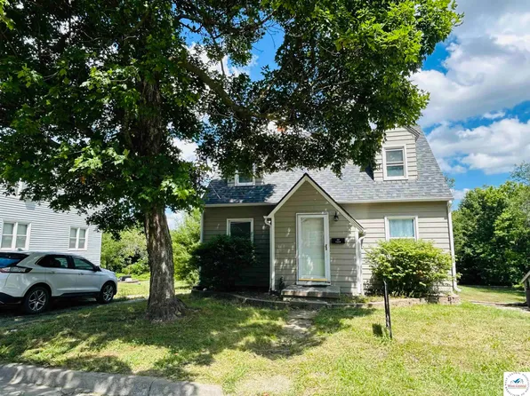 607 Laurel St, Warrensburg, MO 64093