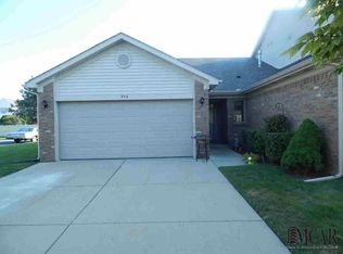 946 May Dr, Monroe, MI 48161