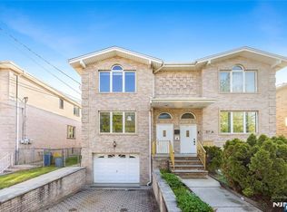 37 E Palisades Blvd APT B, Palisades Park, NJ 07650