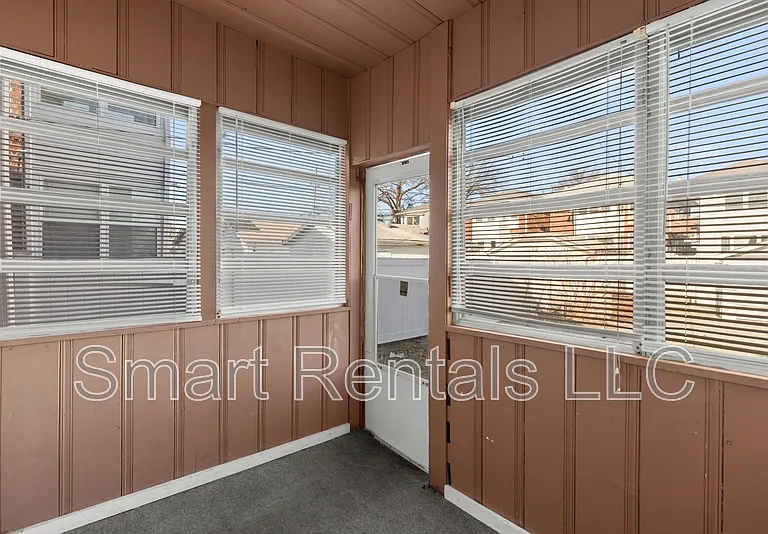 5065 Lindenwood Ave #1F — Photo 8