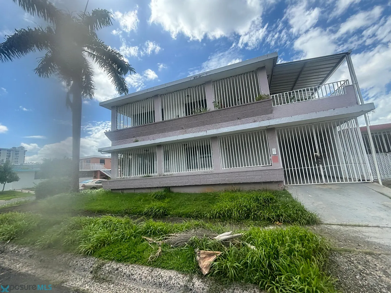 3 bed, 2.0 bath, 1300 sqft, $1,500 — Photo 2