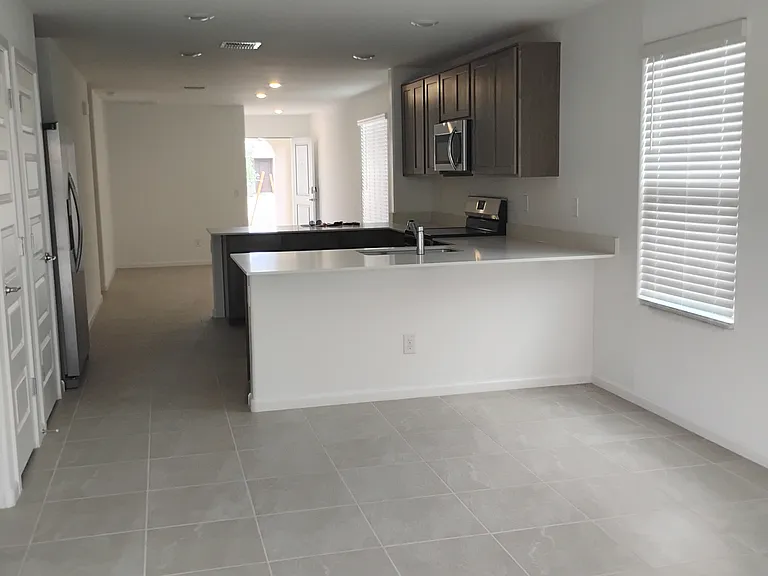 9675 W Piccadilly Rd — Photo 24