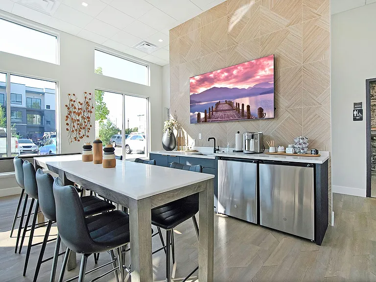 The Phoenix at Troy Crossing Apartments — Photo 11
