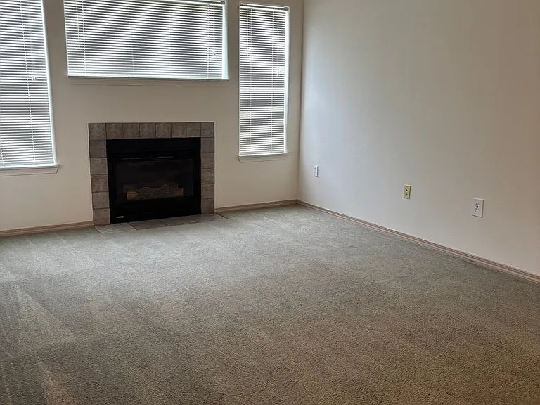 1451 Thrush Ct SE #1563 — Photo 6