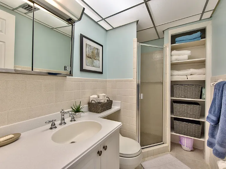 2121 Gulf Shore Blvd N #503 — Photo 7