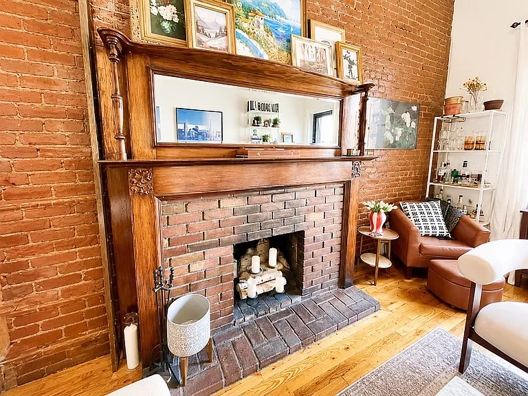 131 W 75th St #4B — Photo 6