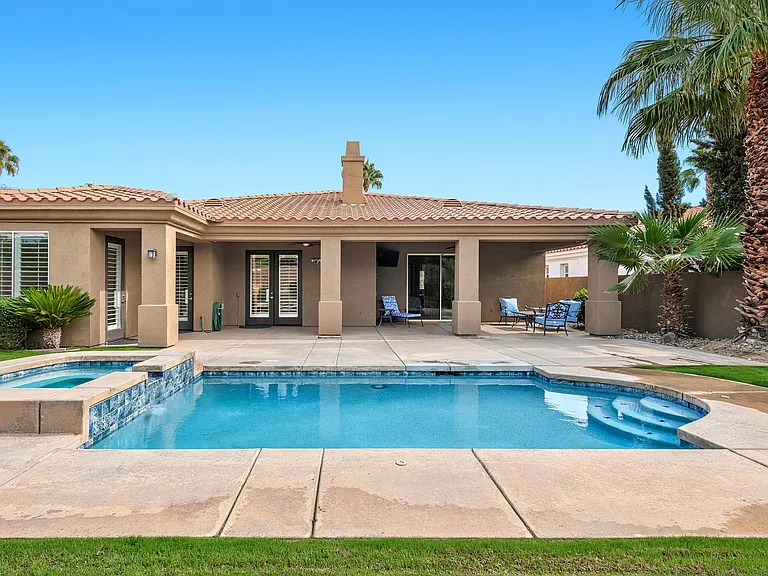 40729 Palm Ct — Photo 32
