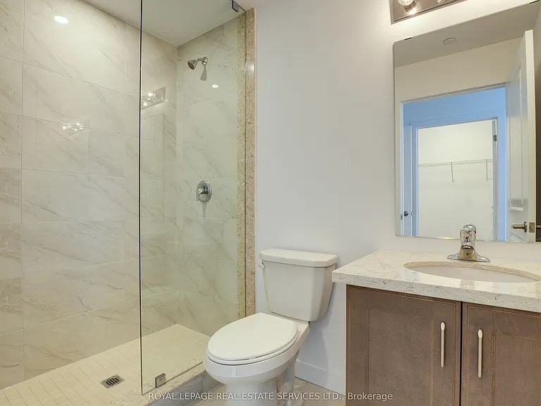460 Dundas St E #1102 — Photo 20