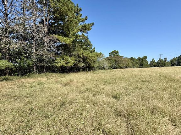 4th image of County Road 661