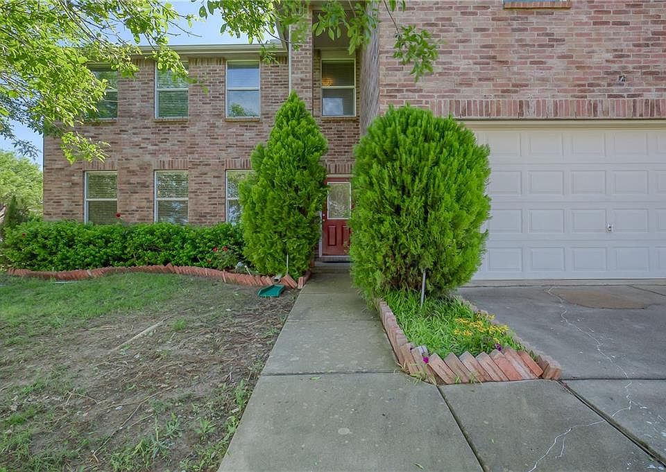 1st image of 724 Hanceville Way