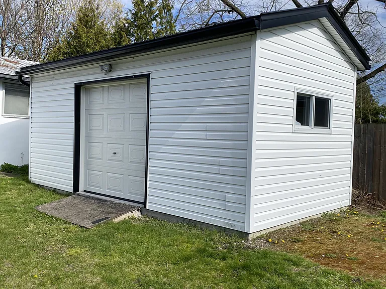 105 Havelock St #UPPER — Photo 9