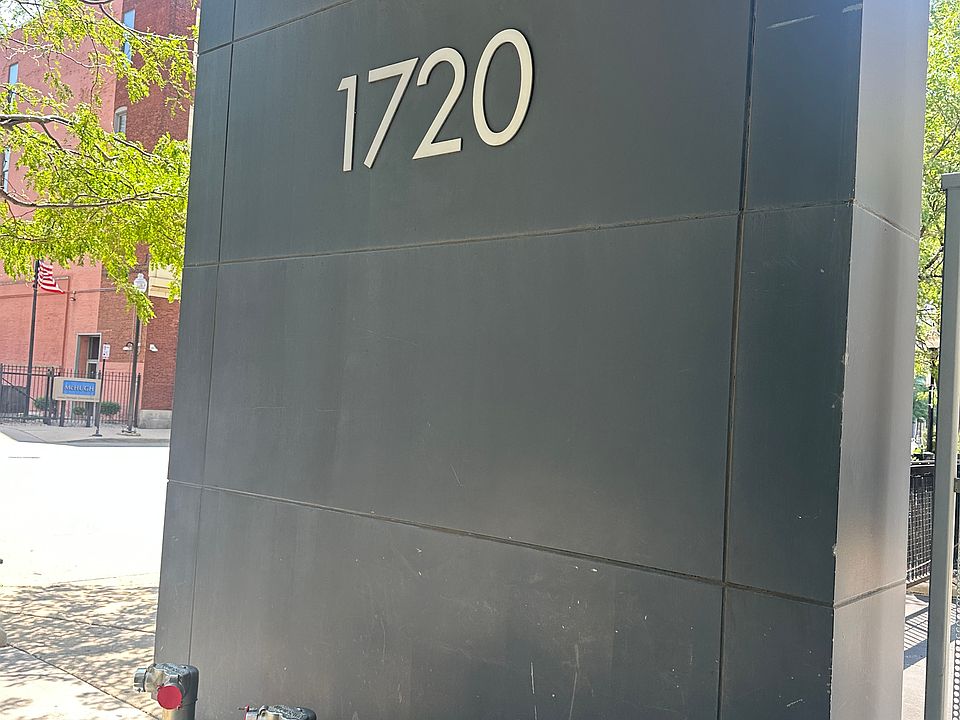 1st image of 1720 S Michigan Ave APT 1517