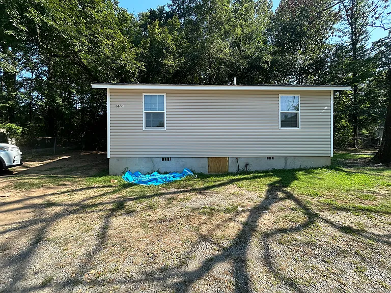 8420 Colonel Glenn Rd — Photo 2