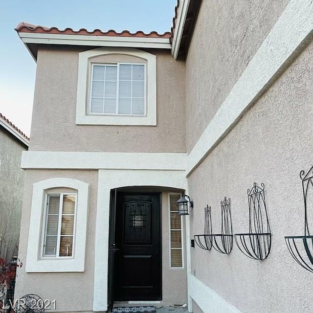 1st image of 10201 Climbing Lily St