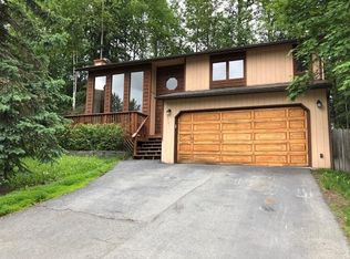 8861 Plunge Creek Cir, Eagle River, AK 99577