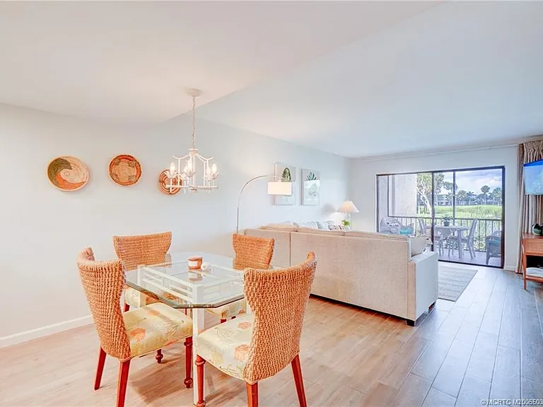 5553 NE Gulfstream Way — Photo 22