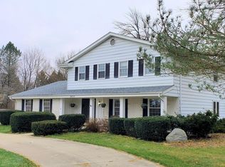 3837 Cora Ln, Richfield, WI 53076