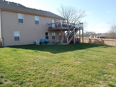 2nd image of 2112 Birch St