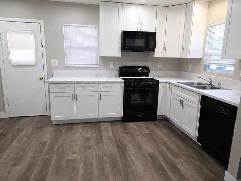 Open Kitchen