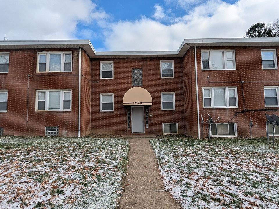 1st image of 1944 Rowland Ave NE APT 5