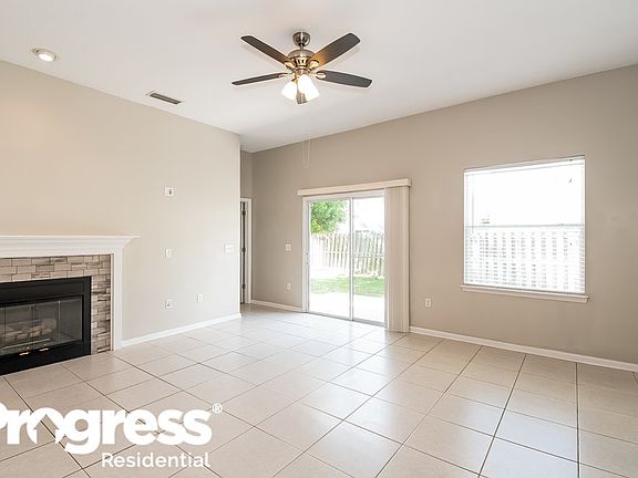 3rd image of 243 Prince Phillip Dr