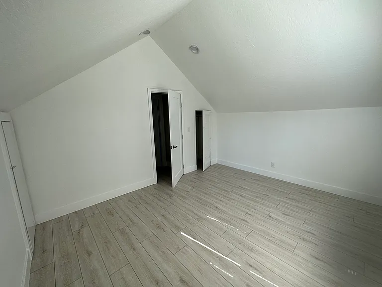 1231 Minnesota Ave — Photo 8