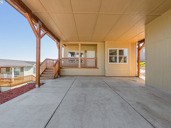 2nd image of 309 Deschutes Ln Space 136