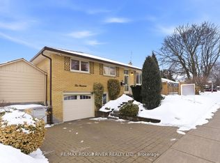 419 Cochrane St, Whitby, ON L1N5J6
