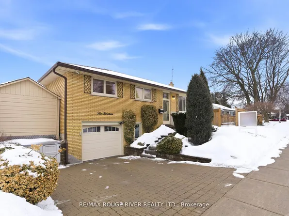 419 Cochrane St, Whitby, ON L1N 5J6