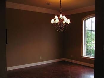 4th image of 217 Durham Dr