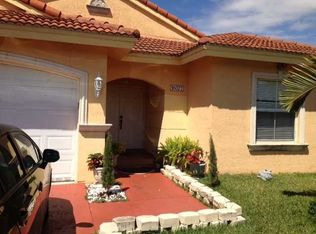 16027 SW 68th St, Miami, FL 33193