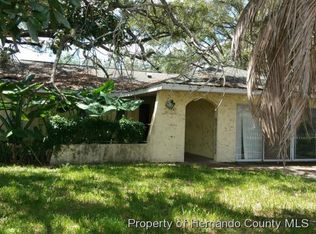 1263 Deltona Blvd, Spring Hill, FL 34606