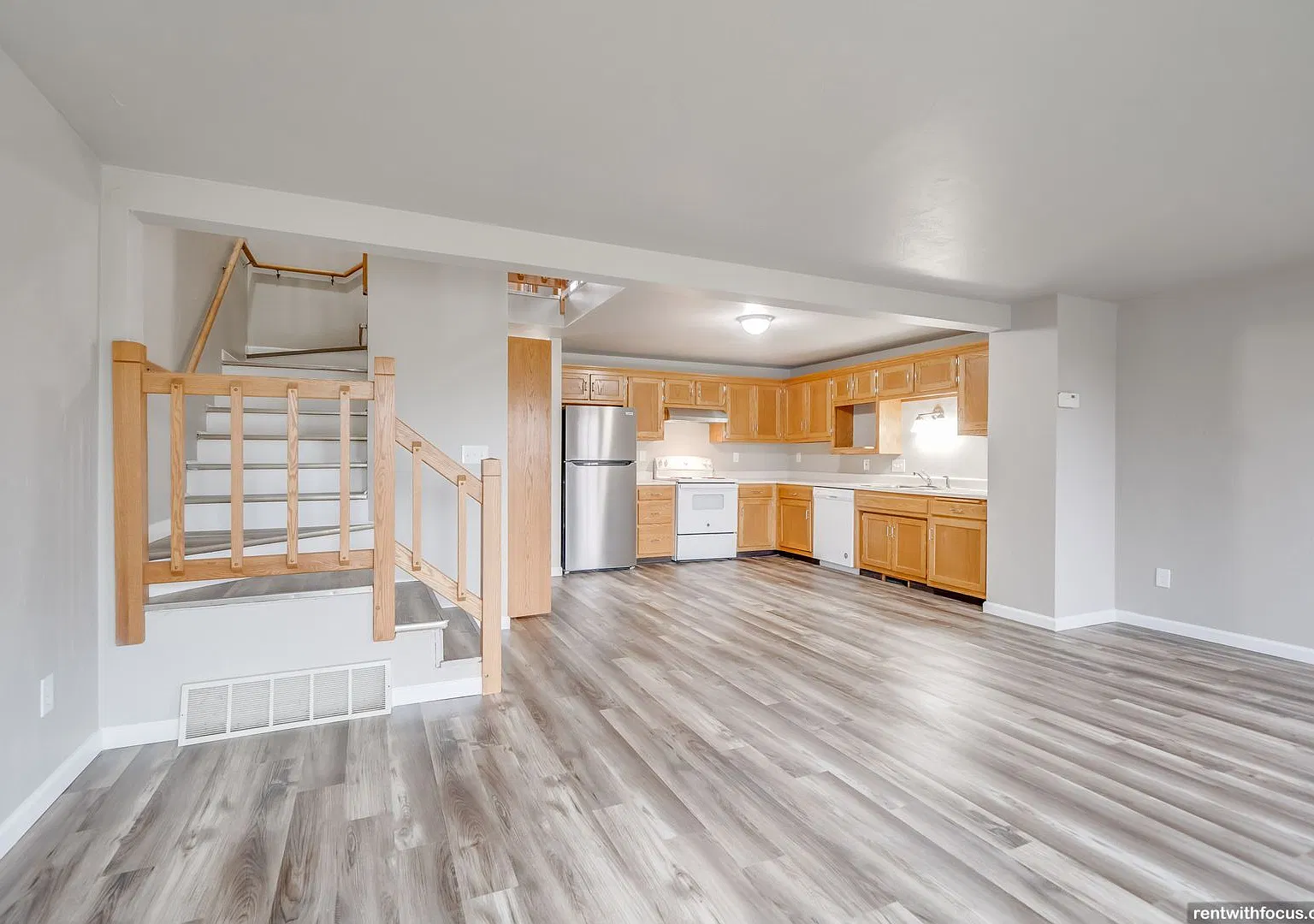 Allouez Townhomes — Photo 4