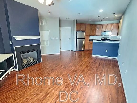 3rd image of 2655 Prosperity Ave APT 432