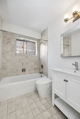 Sold by Manhattan Boutique Real Estate | media 5