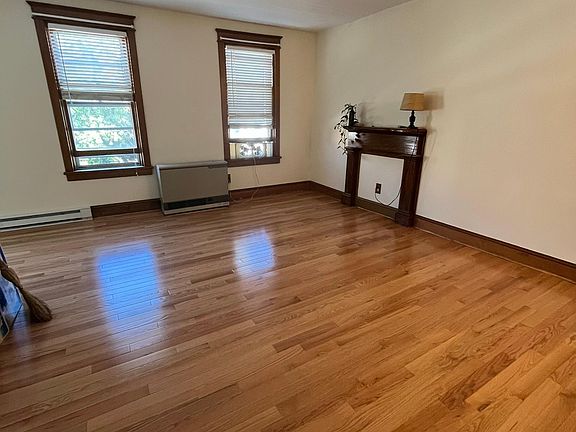 4th image of 72 Park Ave APT 3