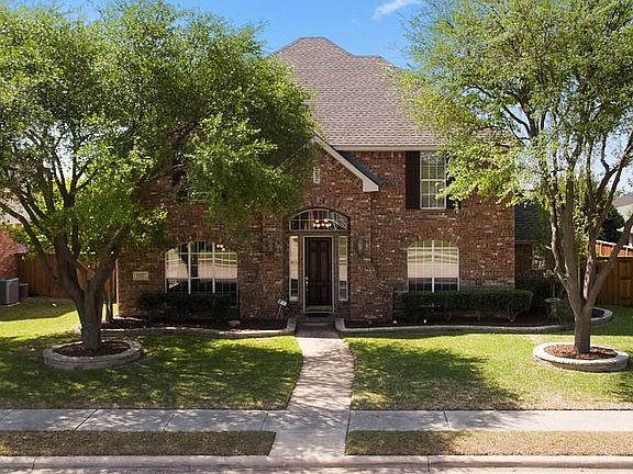 5th image of 1227 Greenway Dr
