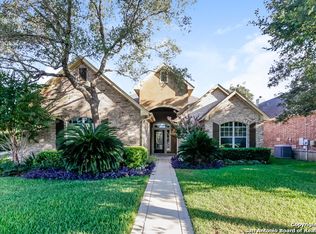 1303 Golf Cyn, San Antonio, TX 78258